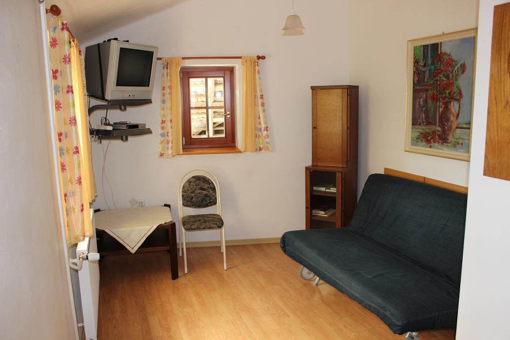 Penzion Gomelska Apartment Horni Stropnice Bagian luar foto